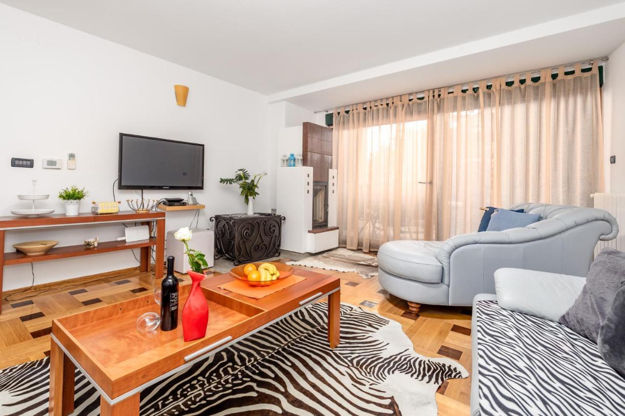 Lux Apartmani Opatija Luaran gambar