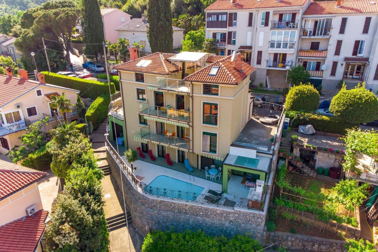 Lux Apartmani Opatija Luaran gambar