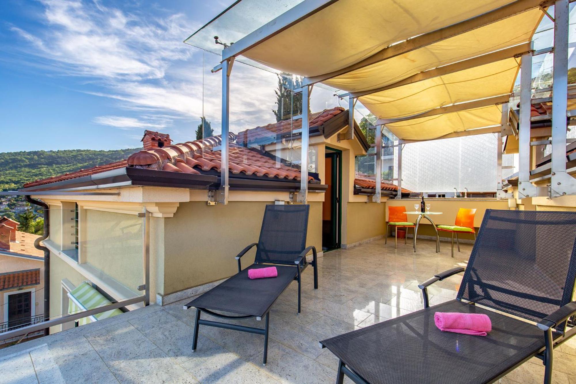 Lux Apartmani Opatija Luaran gambar