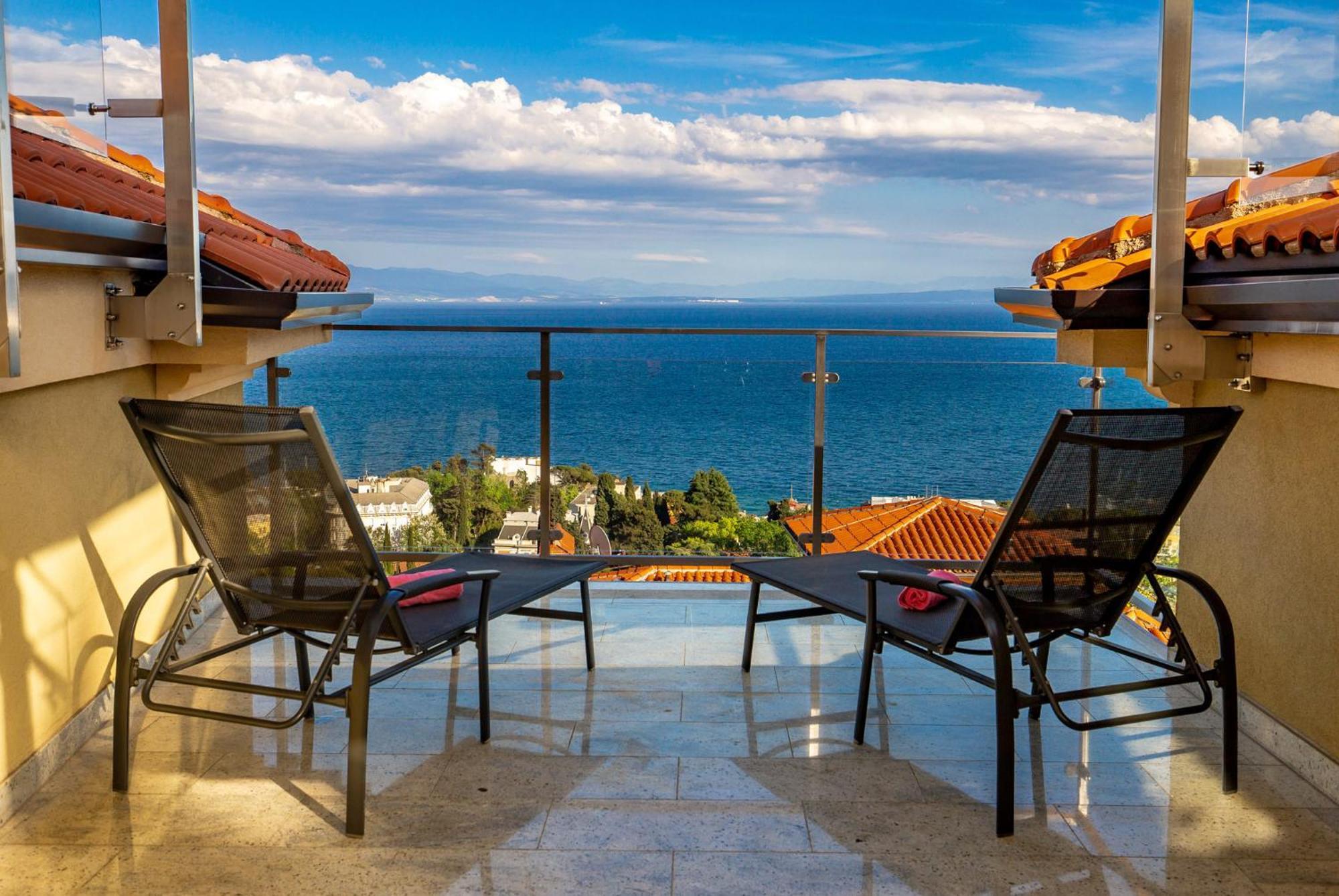 Lux Apartmani Opatija Luaran gambar