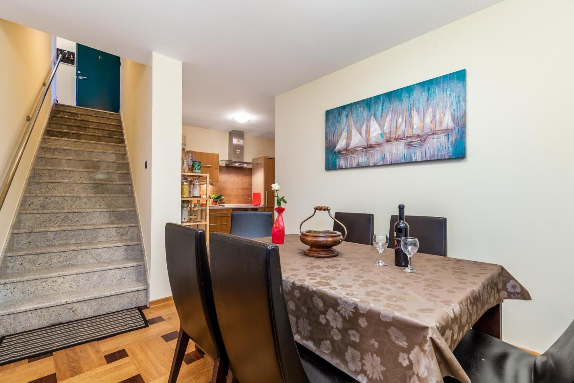 Lux Apartmani Opatija Luaran gambar